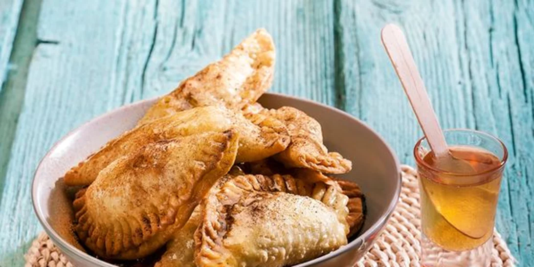 Συνταγή για ραφιόλια Πάρου από την Αργυρώ Μπαρμπαρίγου